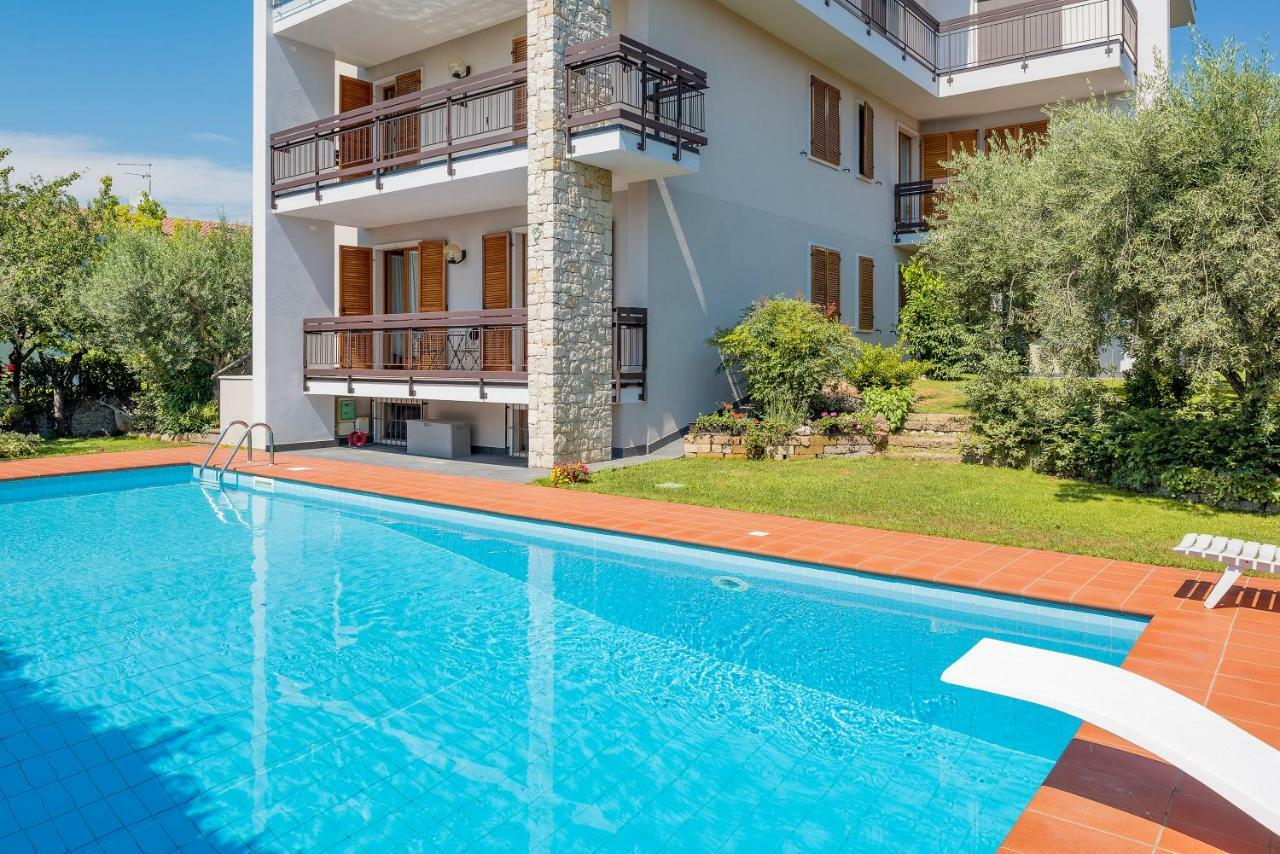 Casa Claire Apartment Bardolino Luaran gambar
