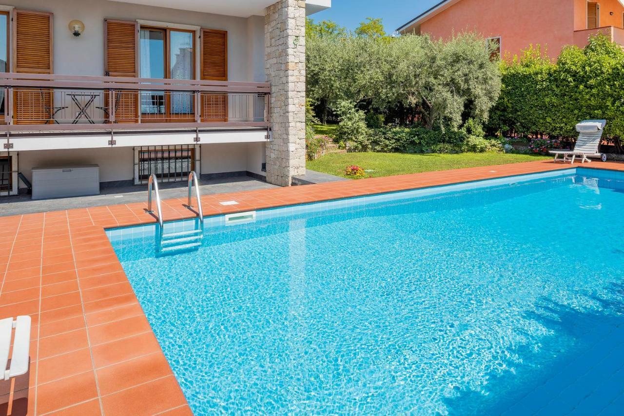 Casa Claire Apartment Bardolino Luaran gambar